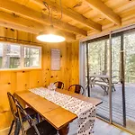 Long Barn Cabin Rental 12 Mi To Pinecrest Lake!