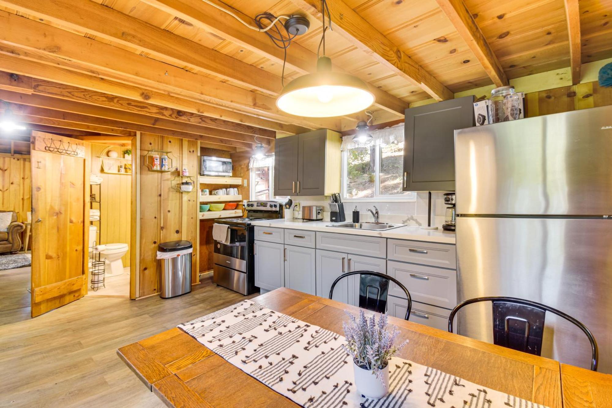 12 Mi To Pinecrest Lake! Holiday home